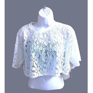 FOREVER 21 Festival White Eyelet Crop Top